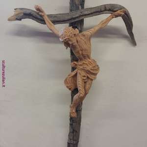 Cristo su radice di cirmolo (stile Fassa)