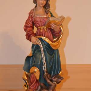 santa Giuliana patrona della val di Fassa scolpita in legno  di tiglio o cirmolo 